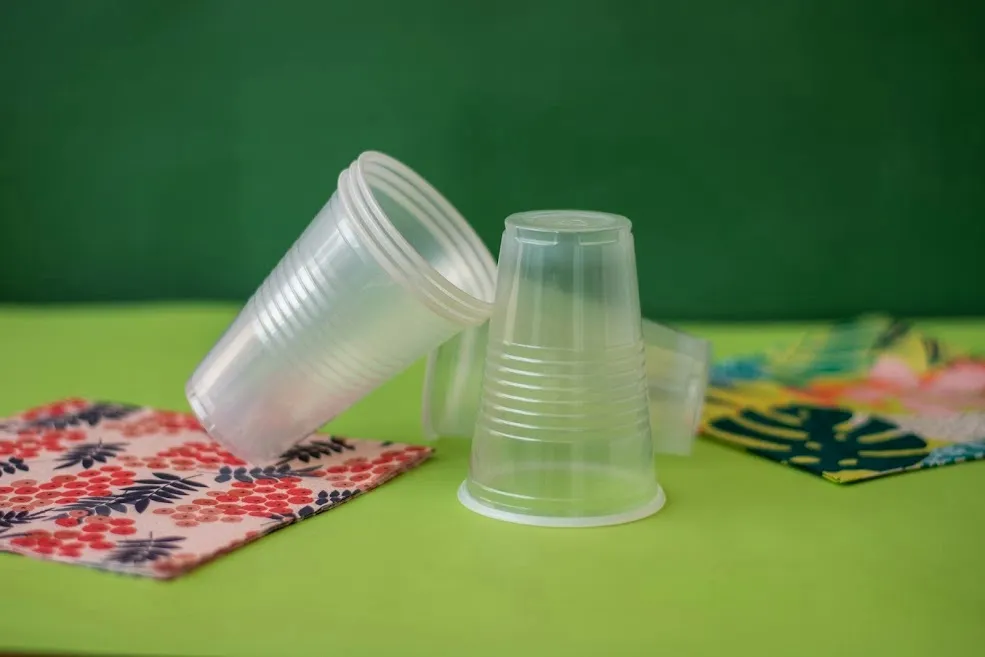 VASO PLASTICO 220CC X UN
